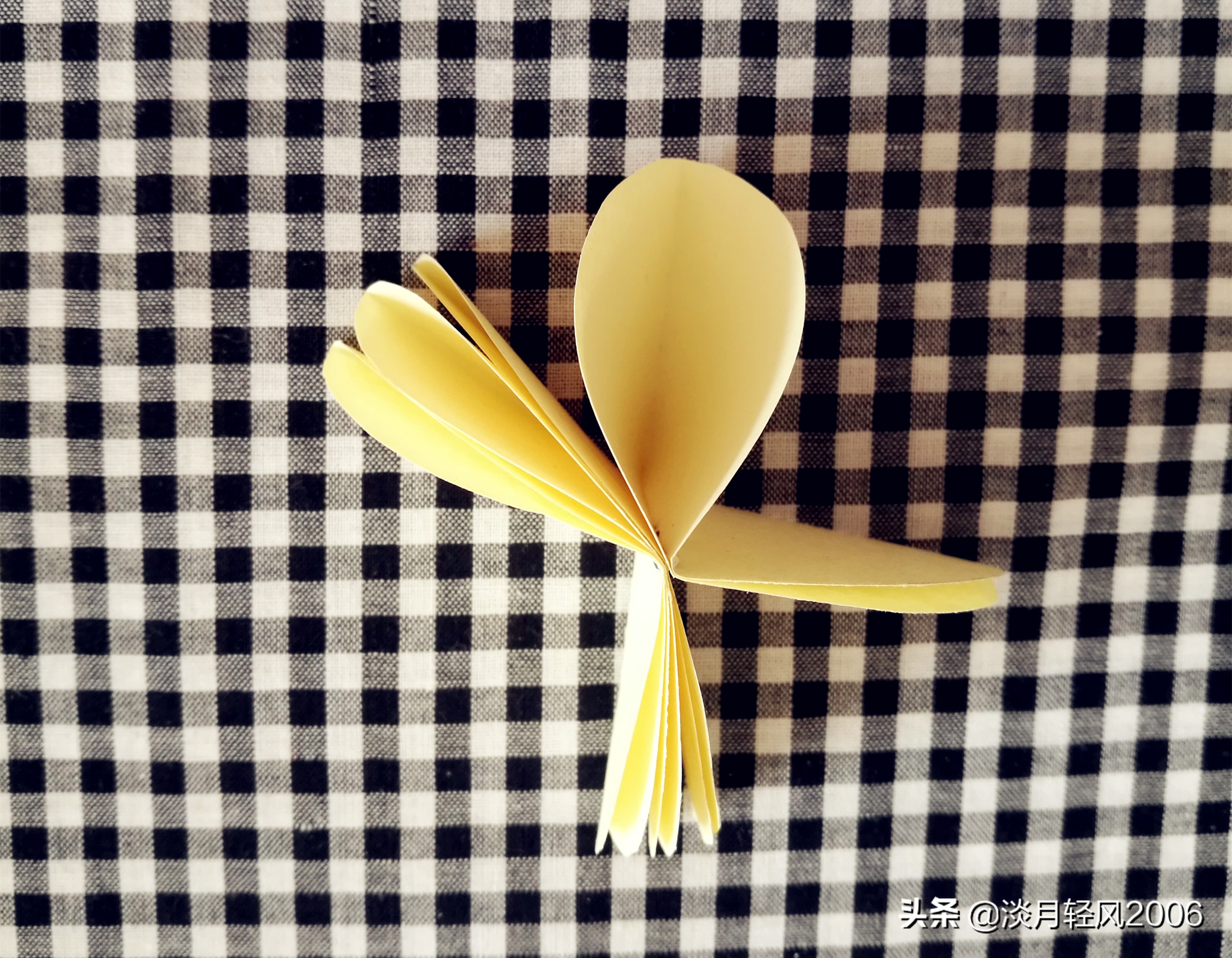 手工卡纸简单立体小花,彩色卡纸立体手工