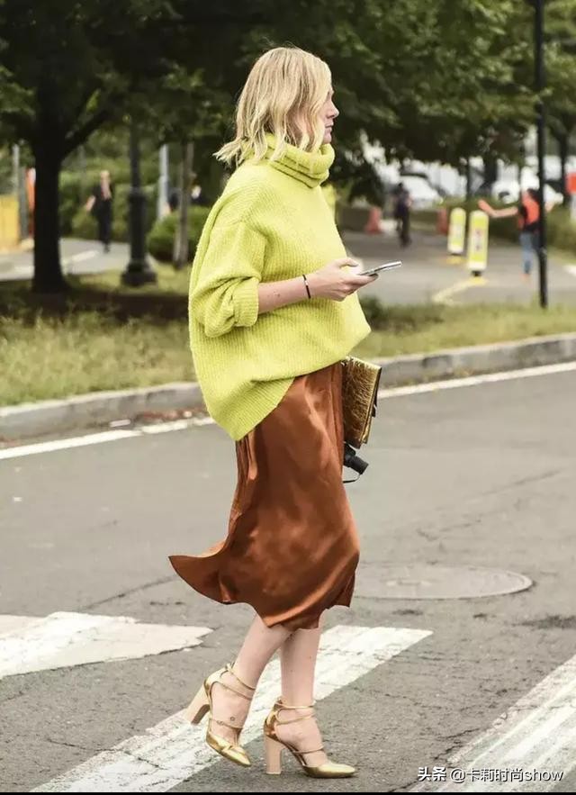 脖子很长很不好看怎么穿衣服,脖子短穿衣服不好看怎么办