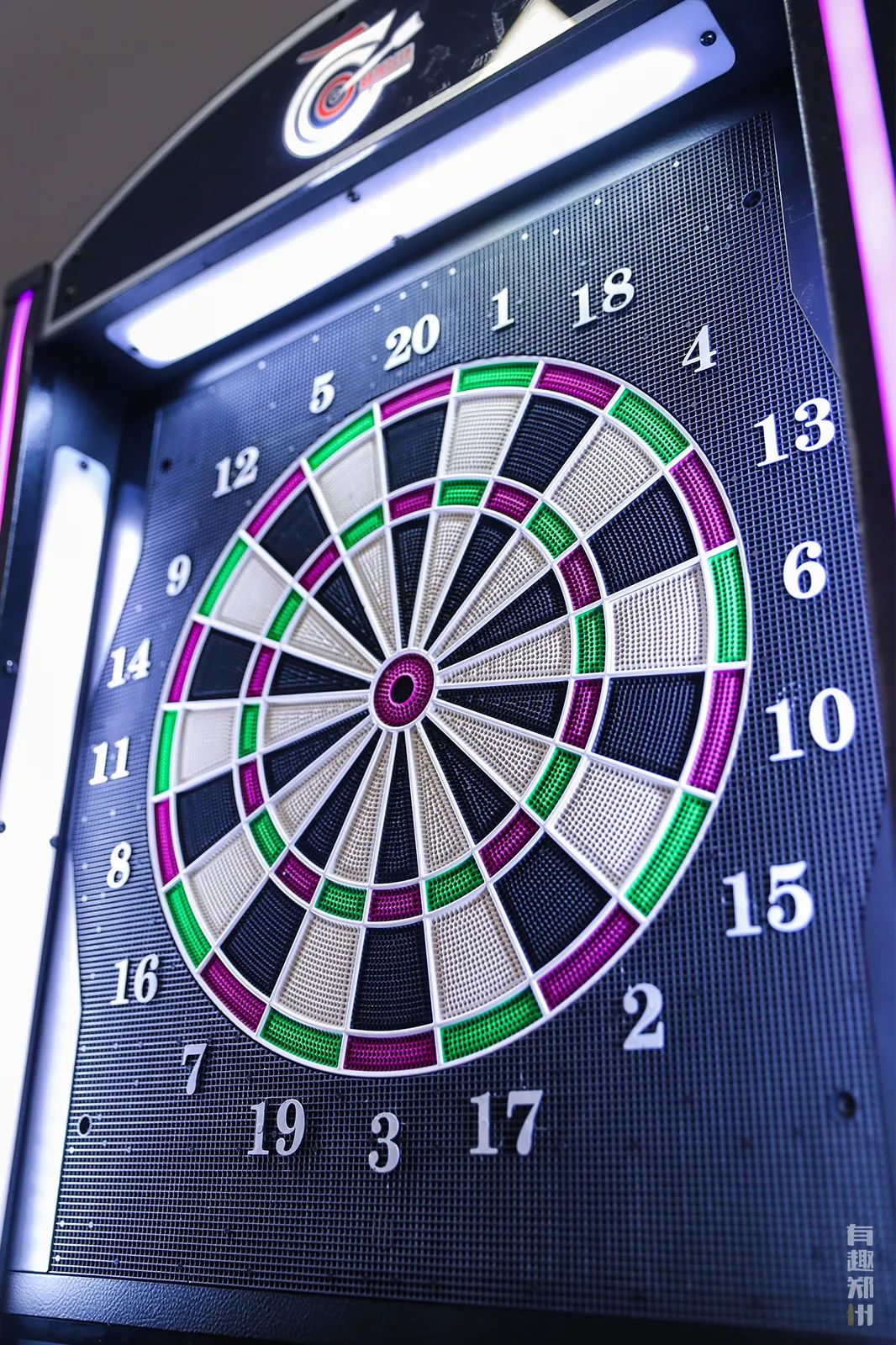 轰趴、电玩、剧本杀；台球、飞镖、加VR——在郑州，一次玩个够