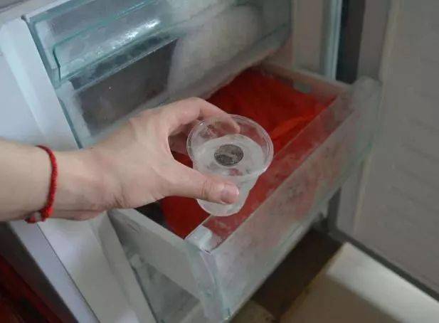 家里冰箱脏了怎么清洁教你一招,冰箱维修后冰箱内有异味