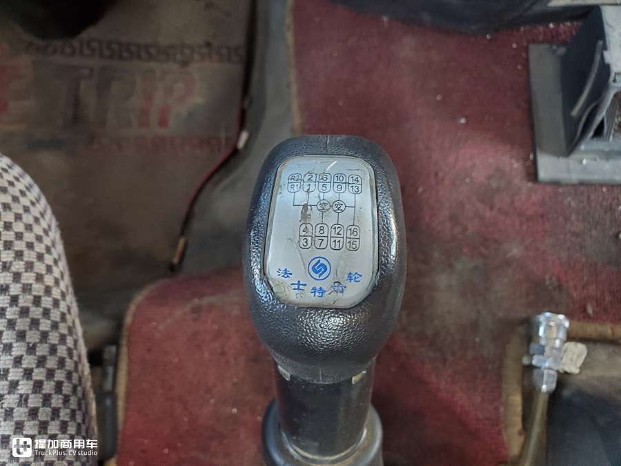 偶遇香港进口卡车,德龙f3000和f3000加强版的区别