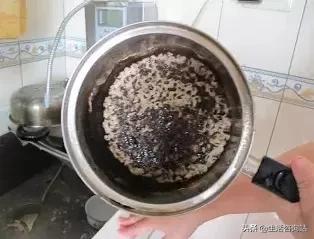 锅烧焦了怎么快速变干净,锅烧焦后如何开锅