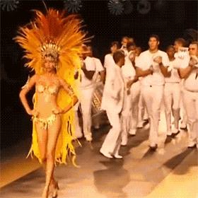 利马在维密上单独走的秀,利马超模高光时刻