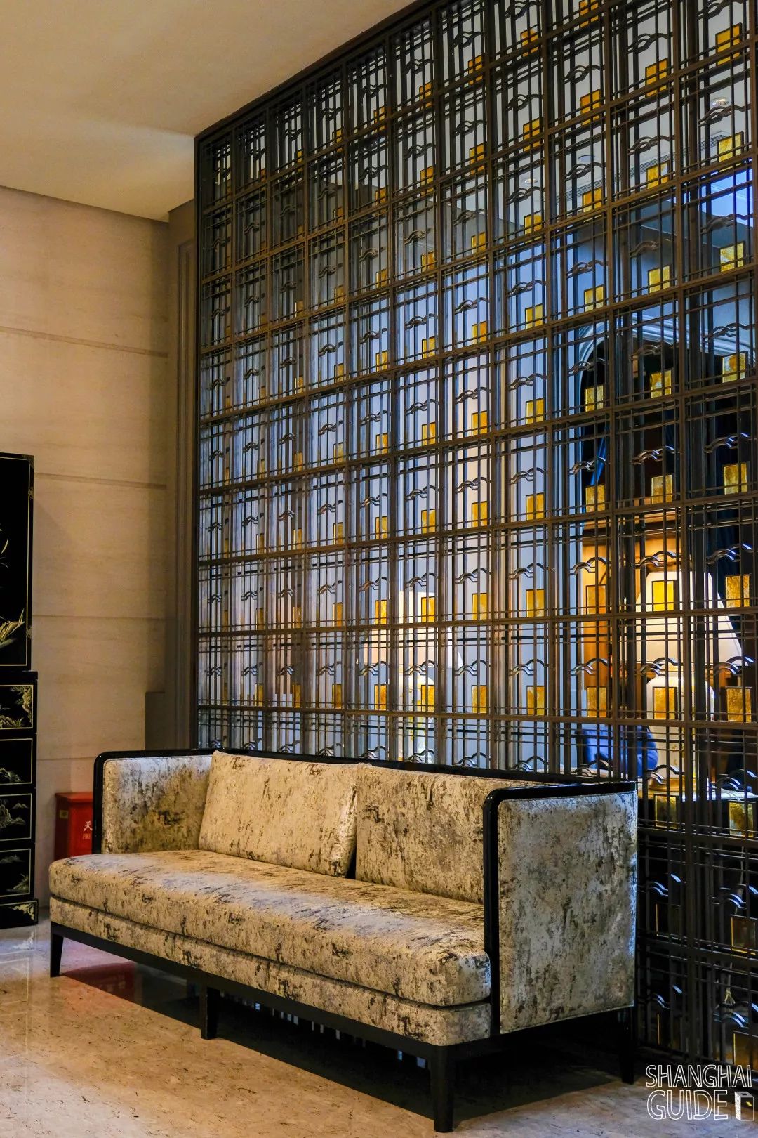 淮海路和南京西路哪个繁华,南京西路vs陆家嘴