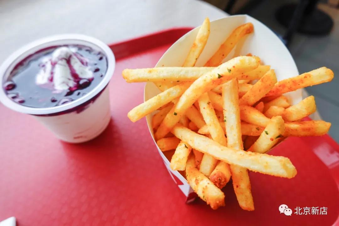 kfc新出披萨,kfc新出的比萨饼