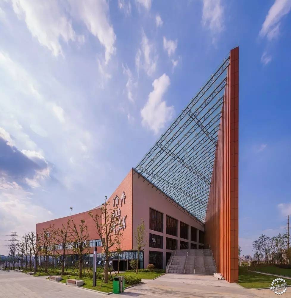 中国十大最美学校你都知道哪一些,中国最美八大中学