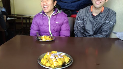 探秘尼泊尔羽球:国家队午餐吃方便面川崎球拍最畅销