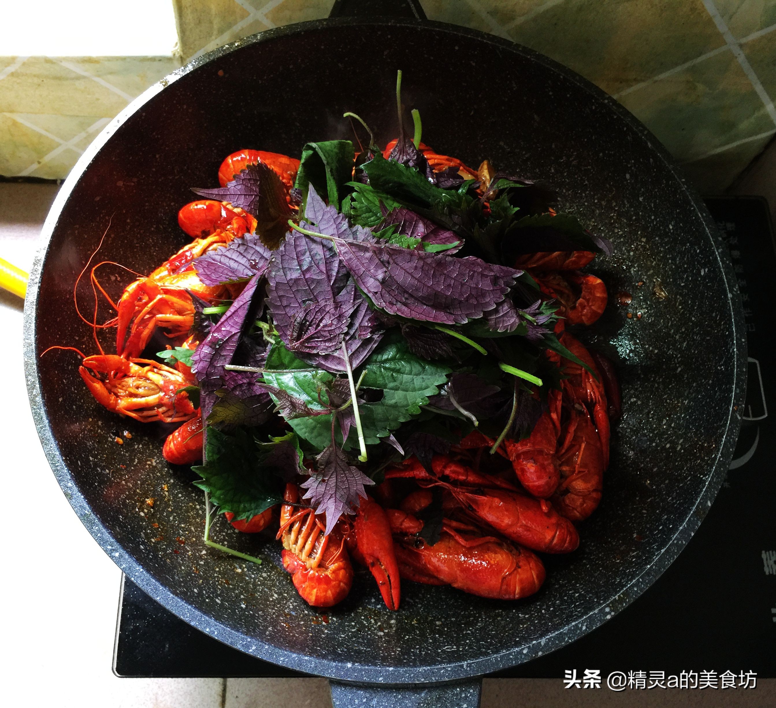 这才是小龙虾的正确打开方式,享用小龙虾的正确姿势get起来