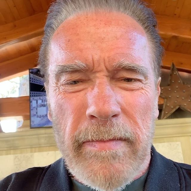 退役后坚持锻炼的球星,退役八年的搏击运动员重新训练