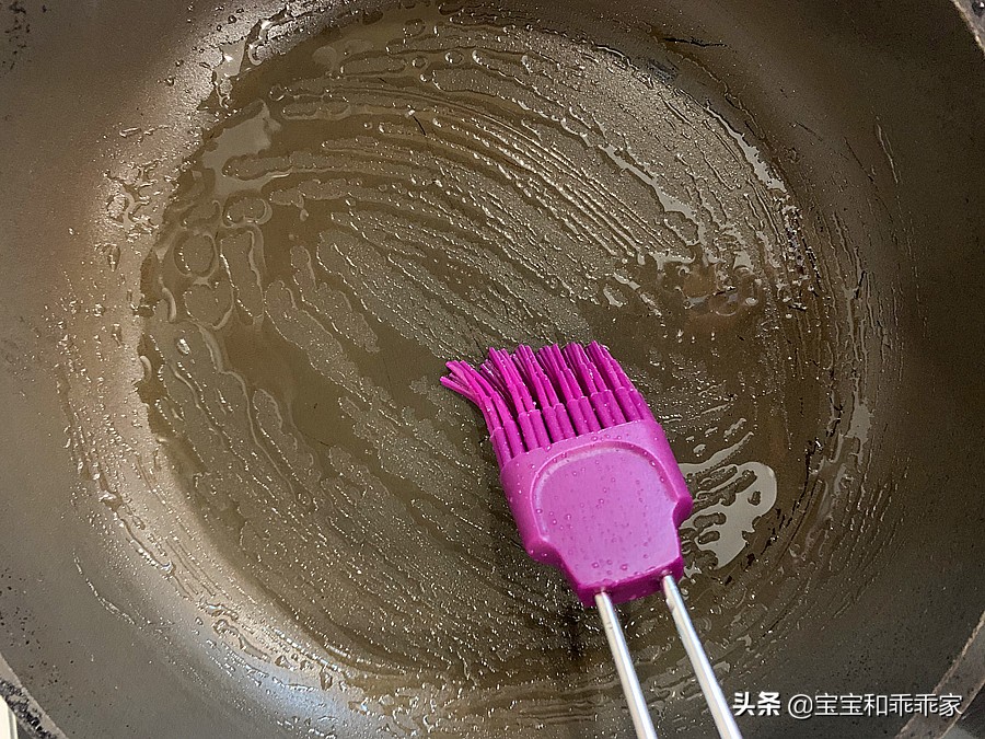 特色美食鸡蛋粉皮,陕南小吃鸡蛋皮