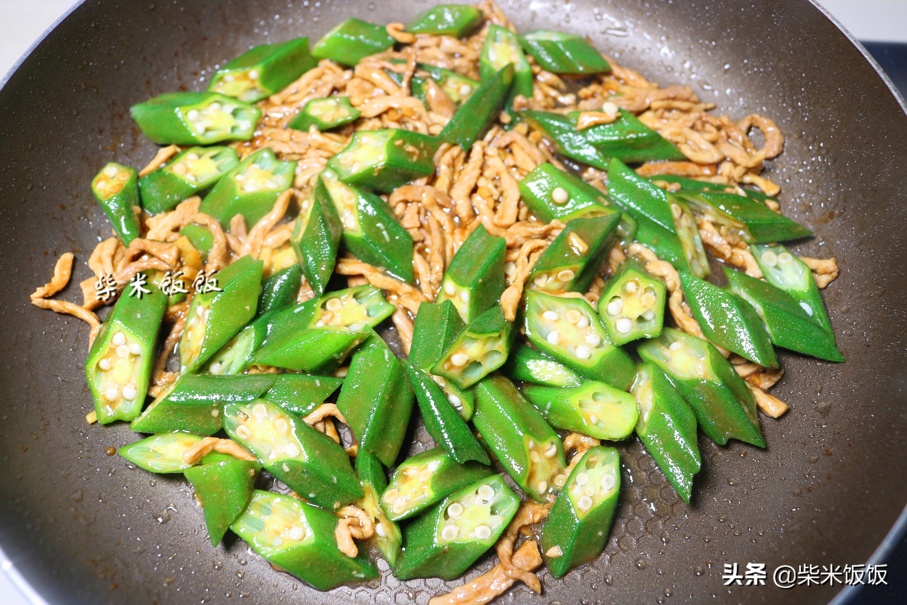 吃秋葵要焯水吗,吃白灼秋葵