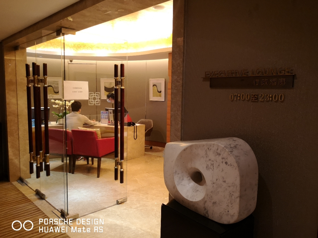 南京下关滨江希尔顿,南京世茂滨江希尔顿酒店电话号码