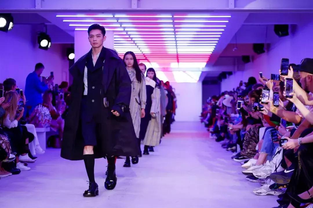 从HAZZYS伦敦时装周大秀,看品牌零售新模式