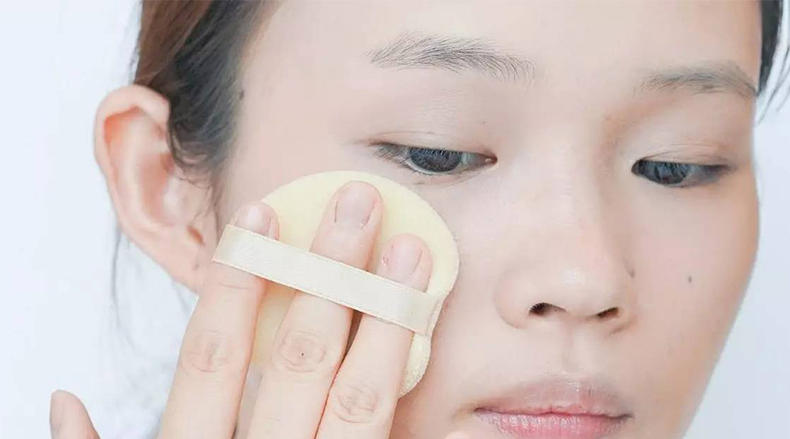 使用气垫4大错误，难怪你的气垫不好用，看看你有没有中招