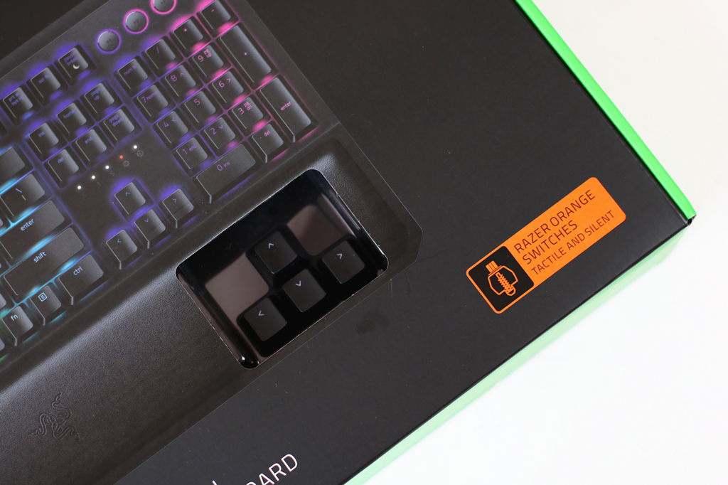 雷蛇黑寡妇蜘蛛标准版键盘怎么样,雷蛇黑寡妇v3键盘87键黄轴怎么样