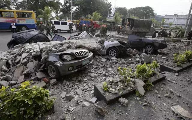 车撞了人怎么走保险怎么理赔,车子撞人了过一天报案可以吗