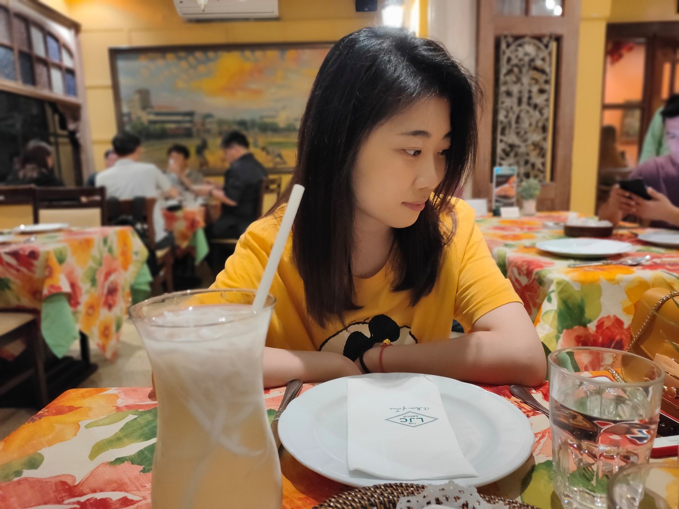 实弹射击or公墓拍大片？| 跟90后小伙儿在马尼拉“玩儿很野”