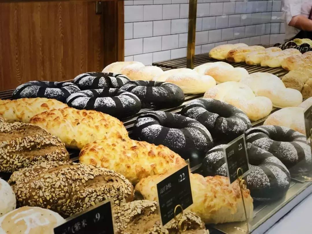 20万平米以上购物中心,郑州人气最旺的购物中心