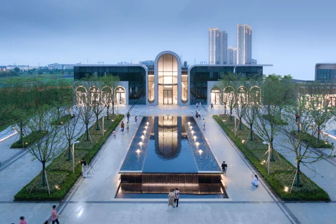 绗涗笢鑷诲搧,绗涗笢鑷诲搧浜戞箹鍗侀噷