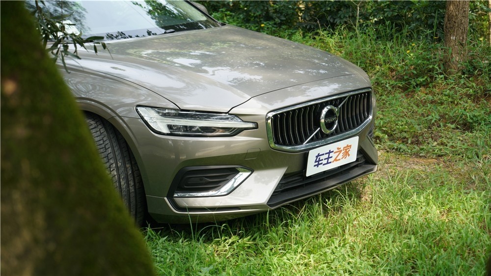 沃尔沃v60试驾,沃尔沃v60山路测试