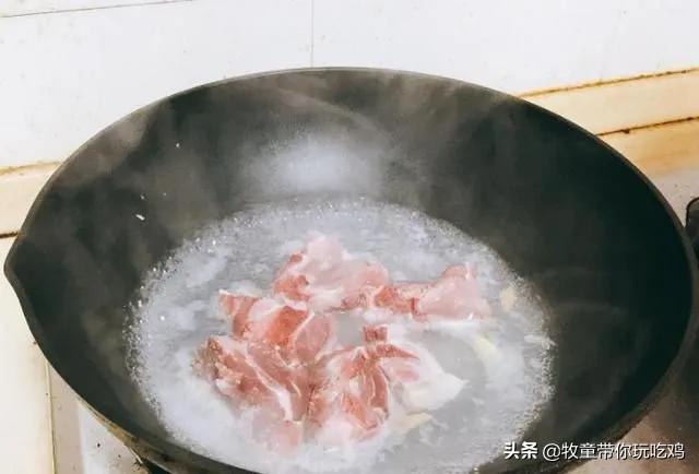 炖排骨为什么汤不白,怎么炖排骨汤不油腻