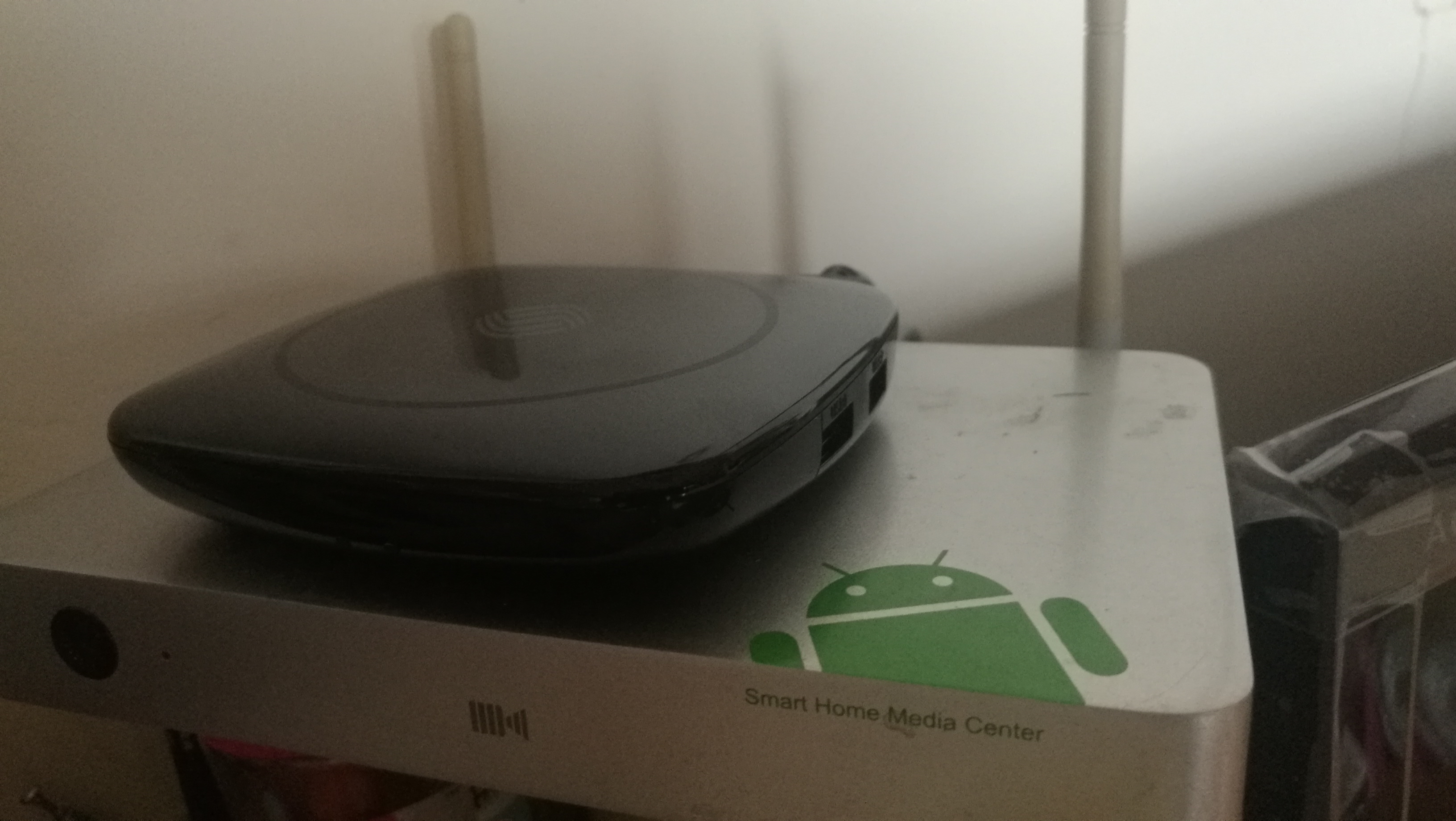 F4网络电视盒子反复重启WiFi掉线，采薇1元钱傻瓜式修理纪实