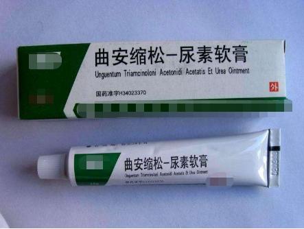 小孩脚部白癜风,小孩湿疹后擦药导致白癜风