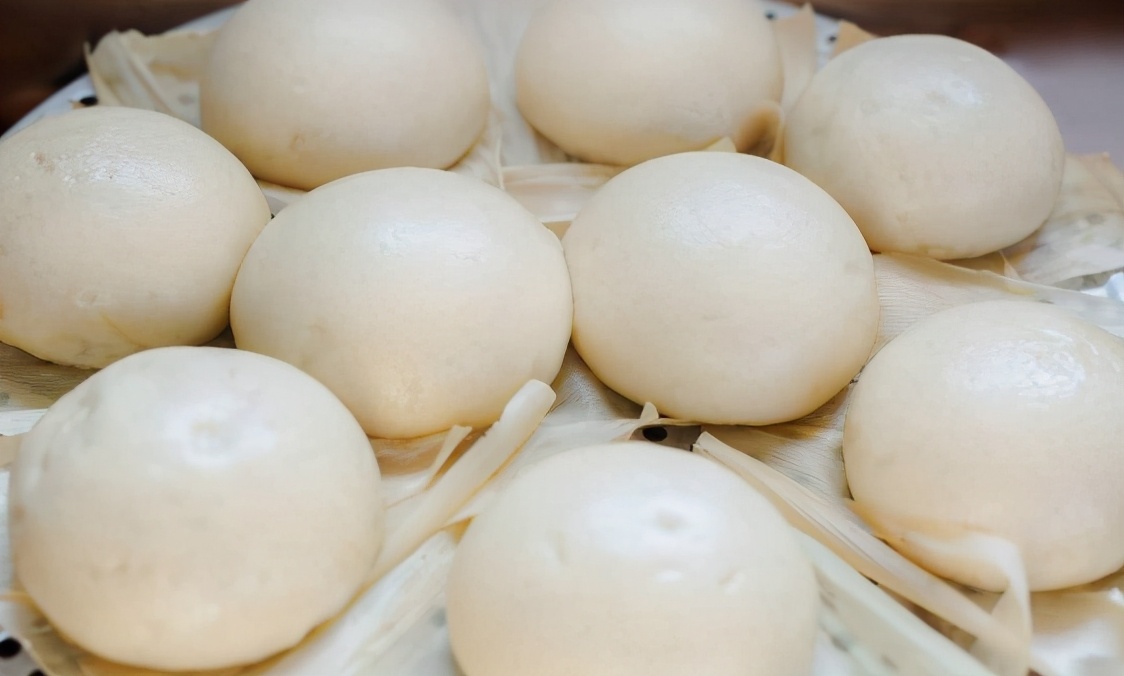 蒸馒头时，酵母放多了还能不能吃？弄懂以下4个问题，馒头做得香