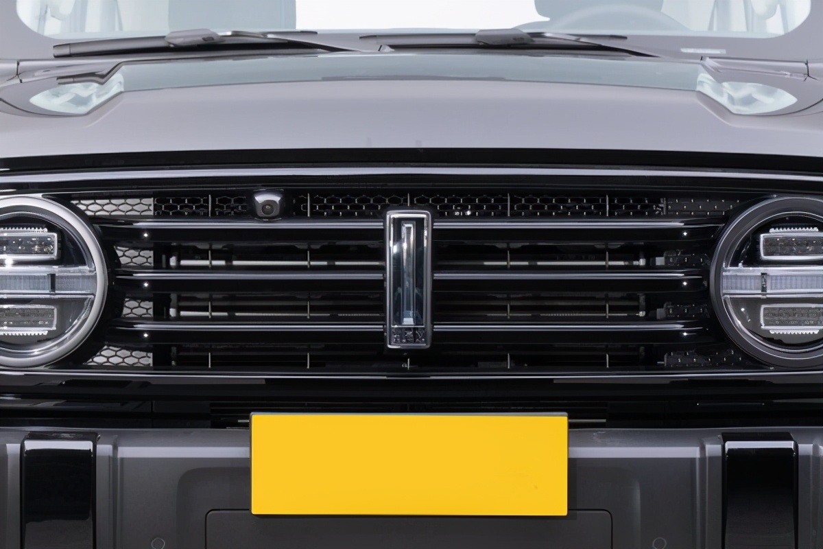 20万4驱硬派suv,20万硬派越野中型suv