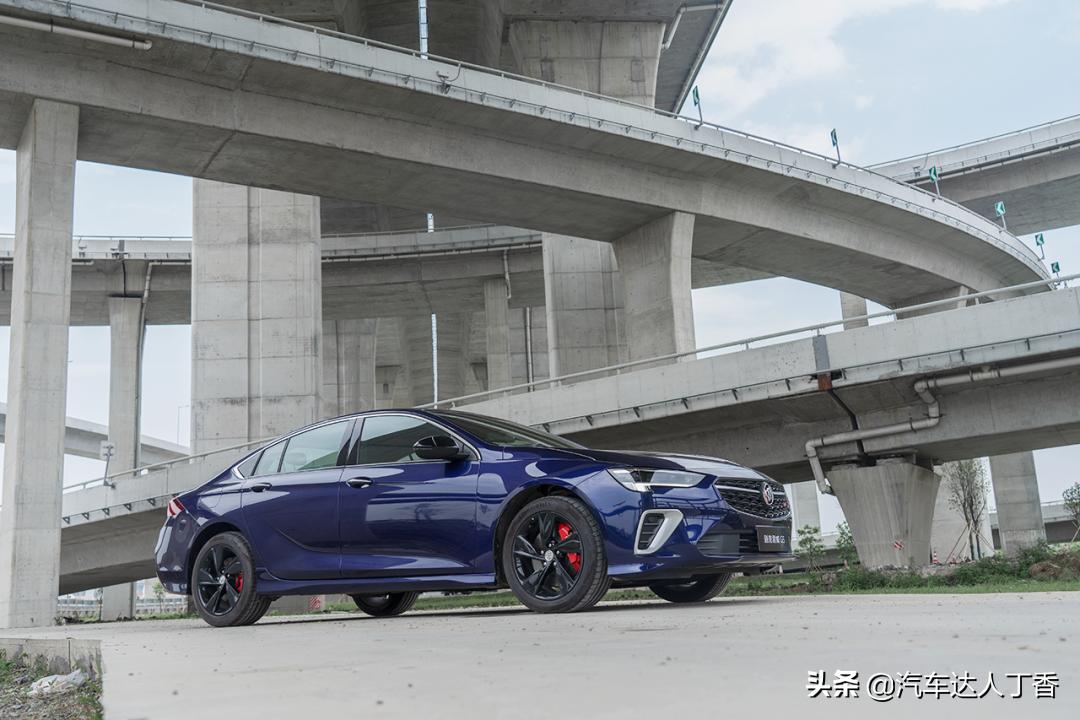 君威gs2021款试驾视频,2020款全新一代君威gs试驾