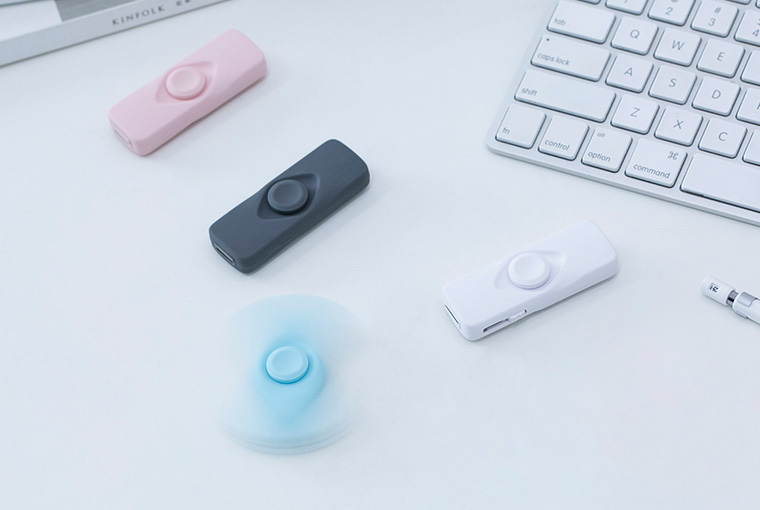 鹰格龙五合一U盘（翻页器+激光笔+U盘+录音+充电宝）