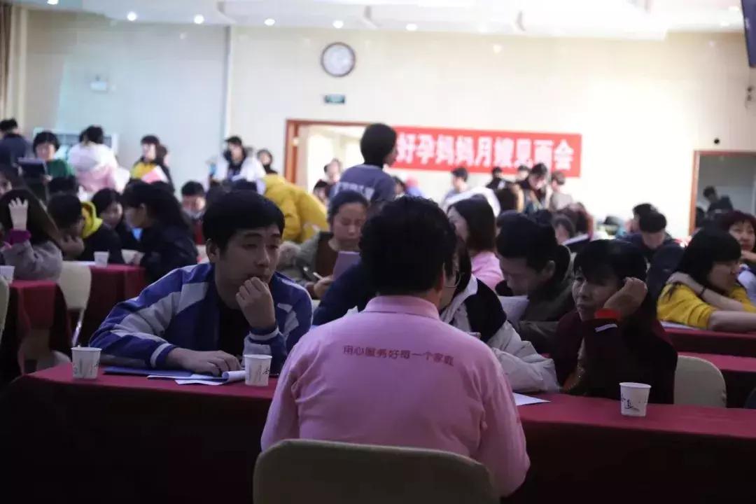 月入2万的金牌月嫂,一个合格的月嫂是如何炼成的