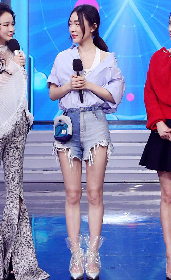 霍思燕穿一字高跟鞋,霍思燕穿多大码的鞋