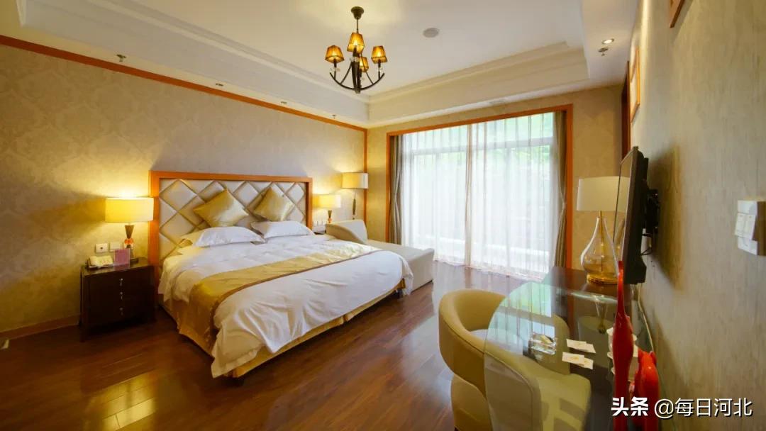 迷人的天门湖,天门湖景区