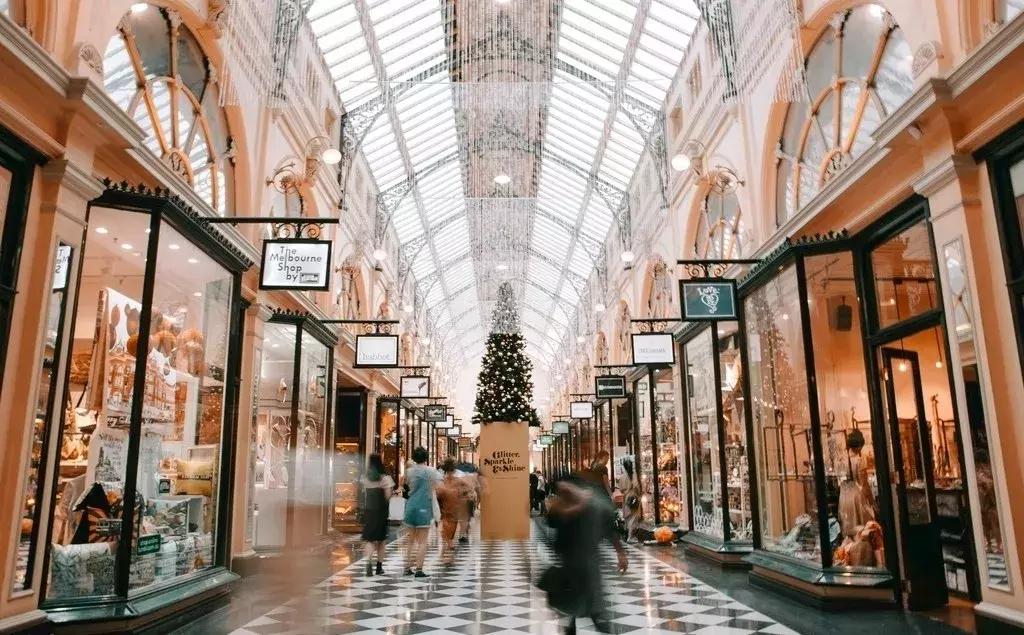 超High呦,十一假期出国购物竟然省出个新iPhone