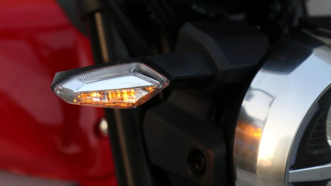 新大洲本田cbf190tr跑了8000公里,本田cb190ss与cbf190tr哪个好