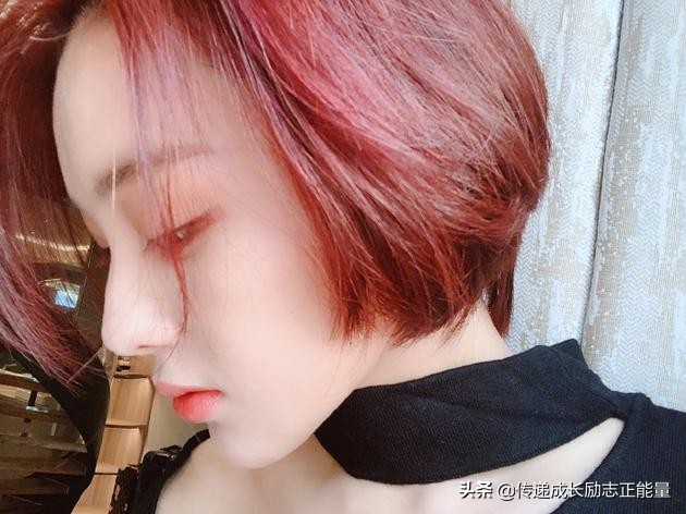 张馨予足球宝贝时最火写真,张馨予中国队足球宝贝