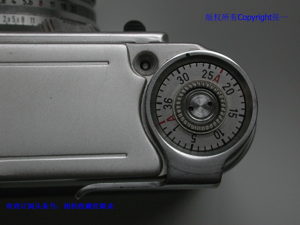 设计非常有特点的SuperFrankarette，原西德制造的旁轴照相机