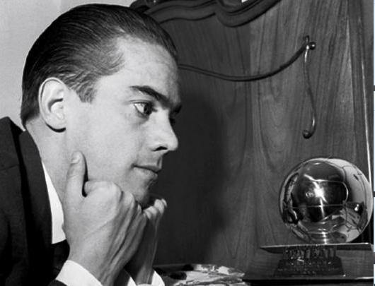 他是西班牙最伟大球星,唯一金球奖得主,终结皇马欧冠不败神话