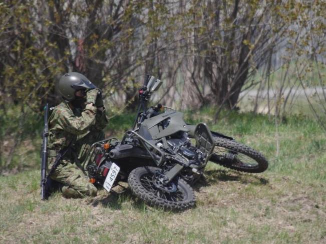 日本摩托车侦察队视频,日本自卫队摩托都是柴油吗