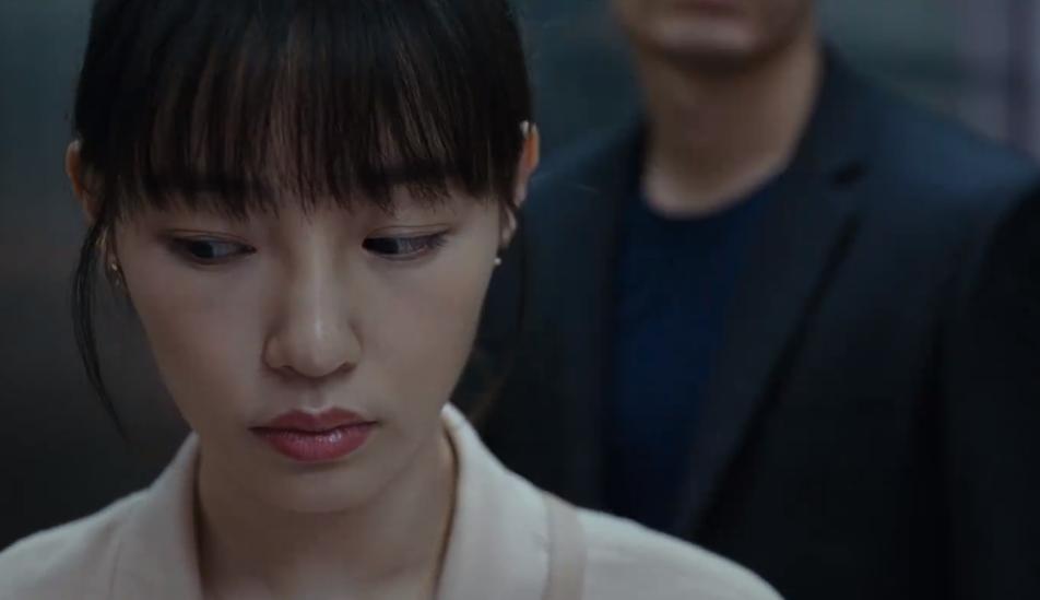 电影门锁聚焦独居女性安全问题,类似门锁的韩国独居悬疑电影