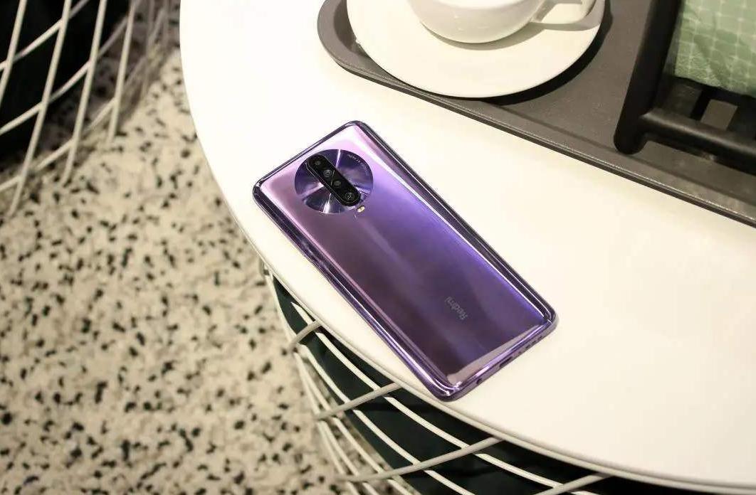 2022年1500左右5g性价比高的手机,两千块买5g手机不如选这款4g旗舰