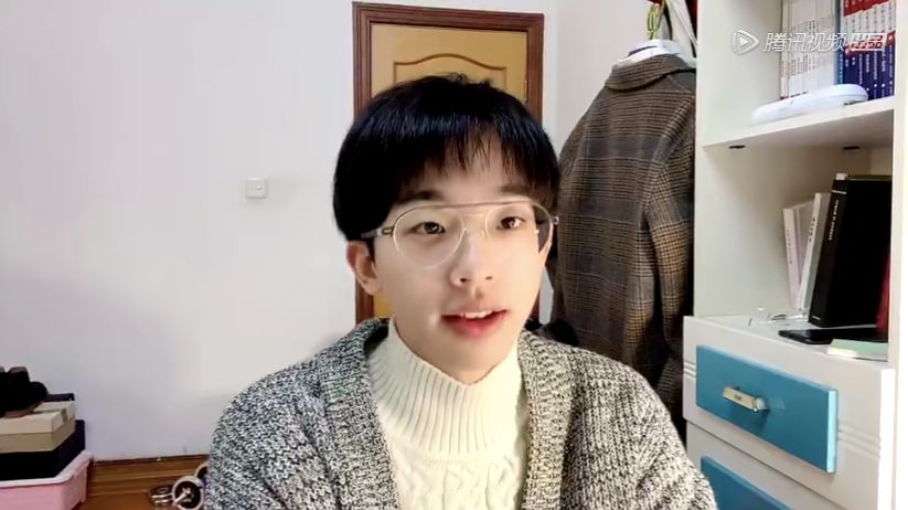 “宅云综”的红与黑