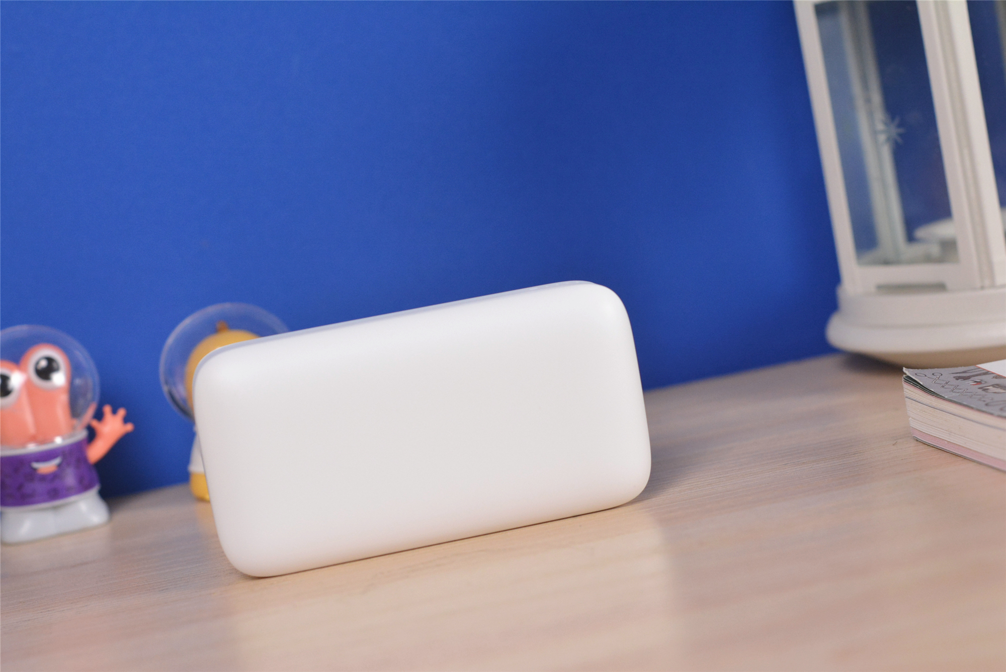 aigo爱国者充电宝10000毫安mini,aigo爱国者充电宝e20000pd白色