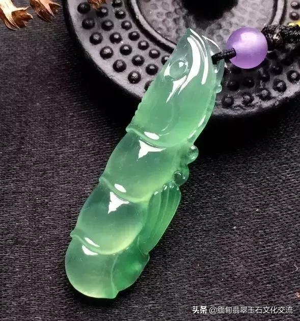 翡翠雕刻房子造型寓意,翡翠雕刻蚂蚁和虫子寓意