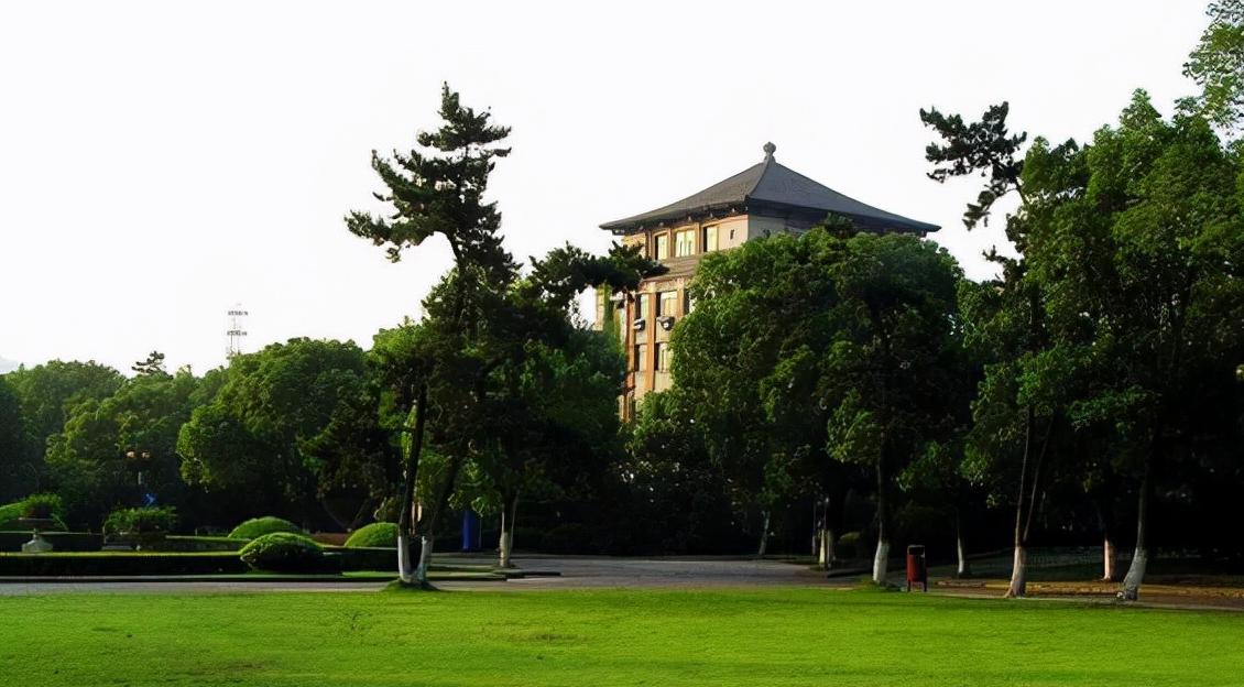 浙江大学医学院临床医学排名,浙江大学的基础医学在全国排名