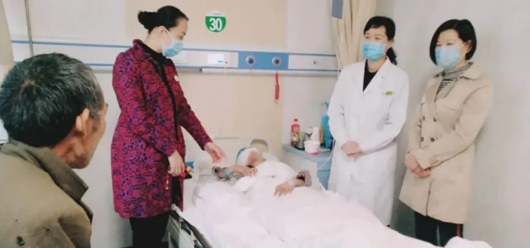 紧急救援之眼球脱落,紧急救援小男孩眼睛失明