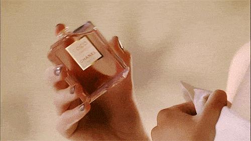 冬天干燥皮肤蛇皮,冬天冷皮肤粗糙