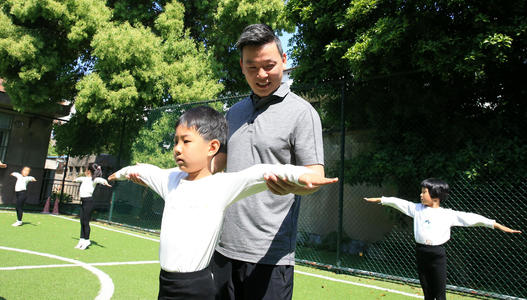 如何让孩子健康科学长高,有4点可能孩子长高会受到困难,爸爸妈妈一定要注意