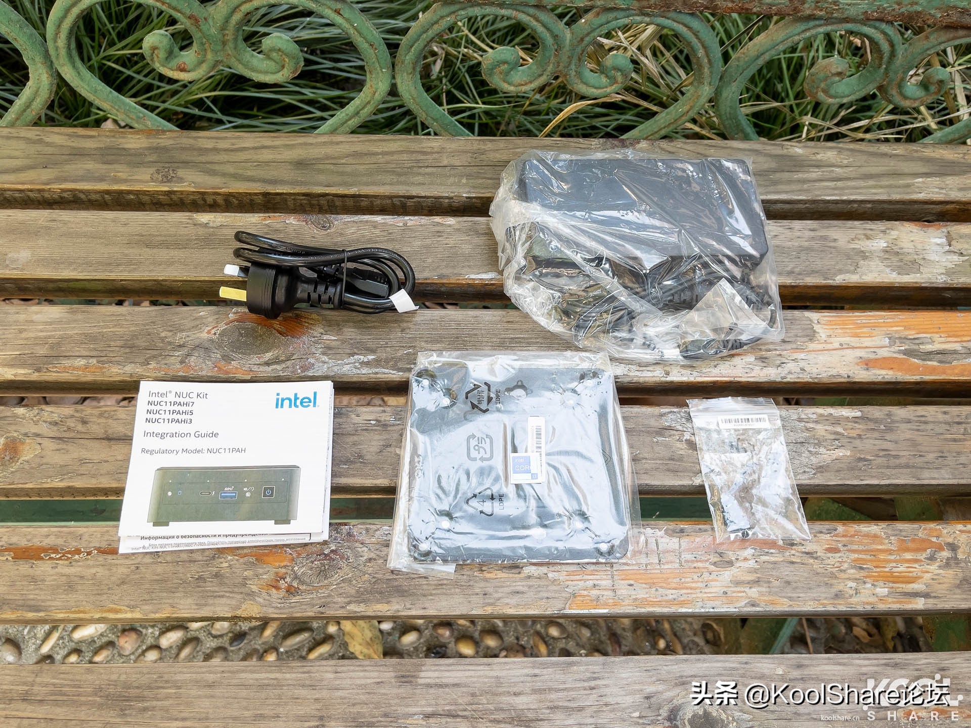 是生产力也是家庭媒体信息中心——NUC11PAHi7评测